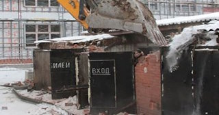 Снос гаража и вывоз мусора в Вятских Полянах - Быстро и качественно от Сварной-Втс от 2032 рублей