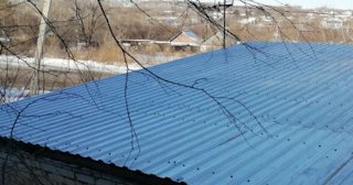 Демонтаж поликарбоната с крыши в Вятских Полянах - услуги по доступной цене от 610 рублей